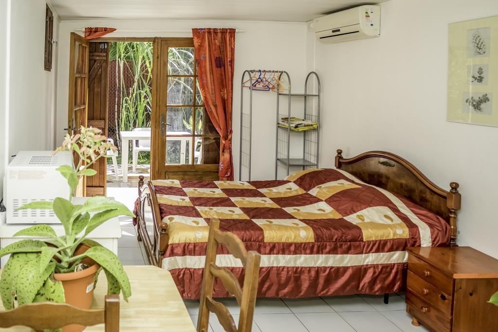 Appartement Studio Anse L'Etang à Tartane Extérieur photo